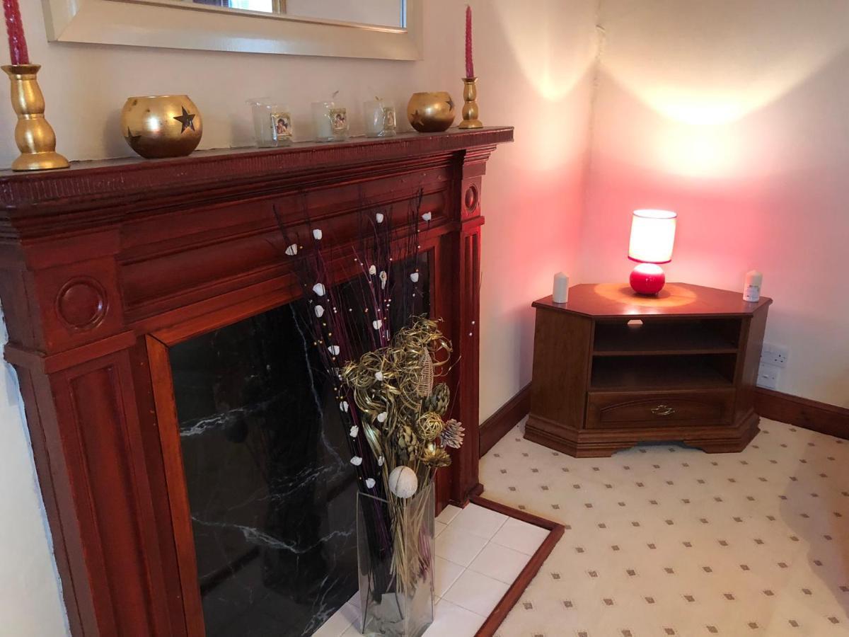 Executive Serviced Apartments 1 Forfar Exterior photo
